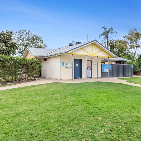 Narrabri Big Sky Caravan Park Dış mekan fotoğraf
