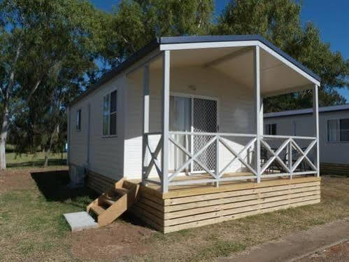 Narrabri Big Sky Caravan Park Dış mekan fotoğraf